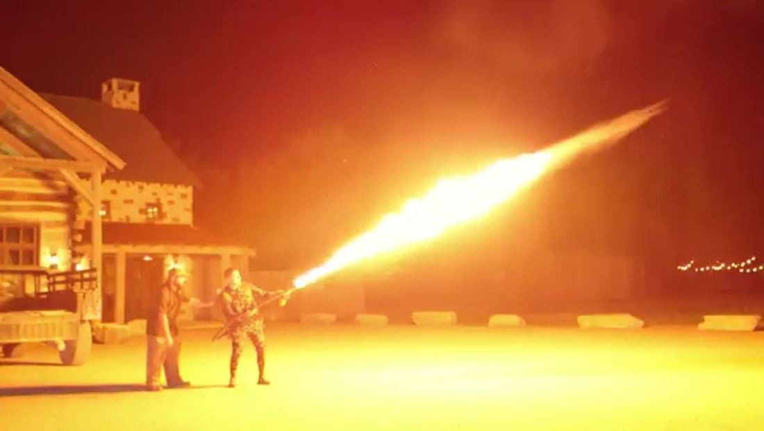 ¡Una sorpresa ardiente! ¡Una sorpresa ardiente!