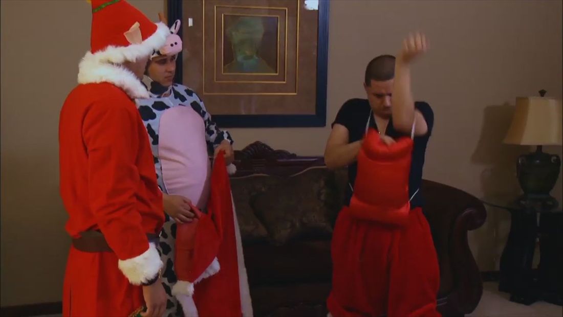 Larry Hernández, el 'Santa Claus' loco: Larrymania (VIDEO) Larry Hernández, el 'Santa Claus' loco: Larrymania (VIDEO)