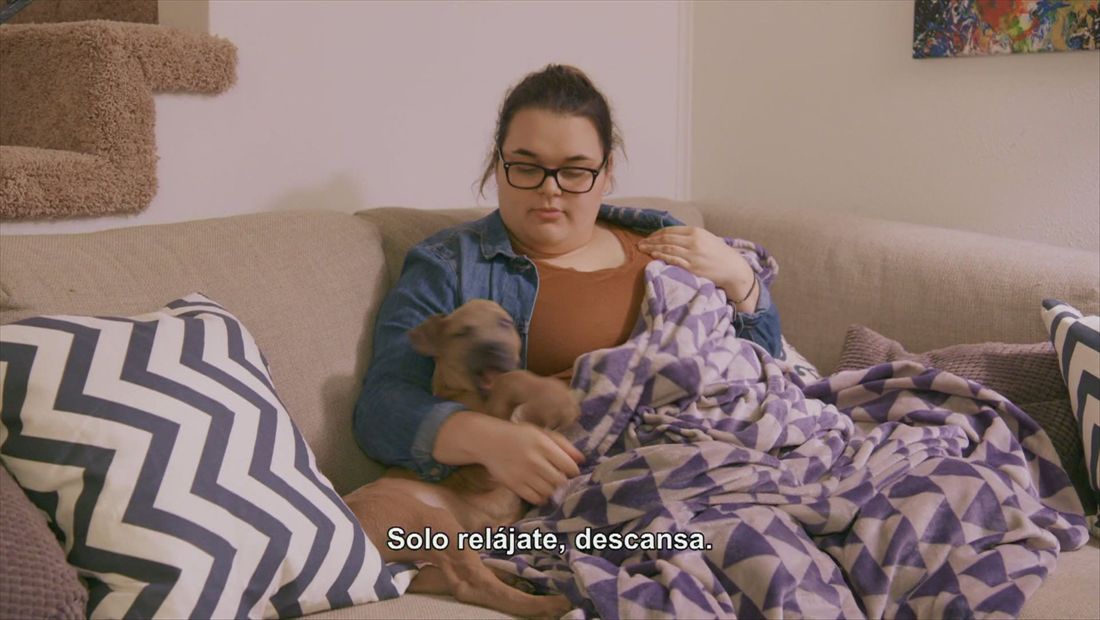 Jenicka in puppy love Jenicka in puppy love
