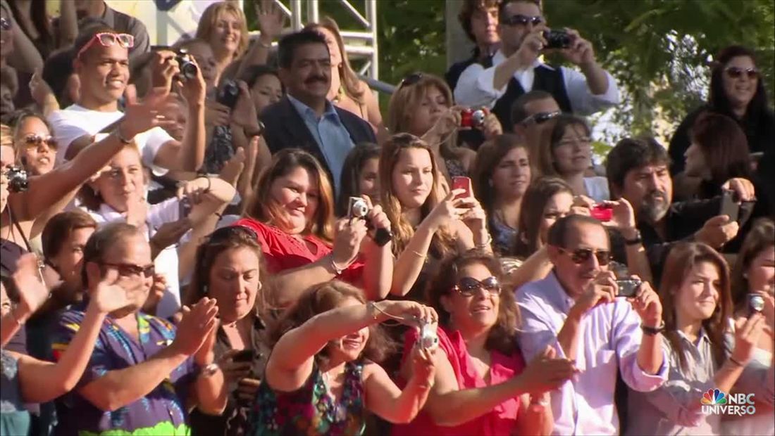 Jenni descubre que ella está en la primera posición en twitter trending topics (VIDEO) Jenni descubre que ella está en la primera posición en twitter trending topics (VIDEO)